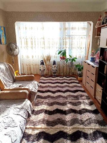 Мукачівська вул., 8