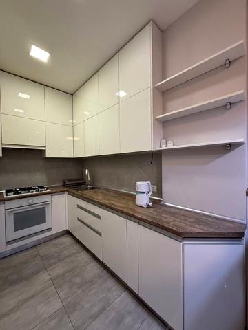 Олександра Богомольця вул., (Будинок 1)