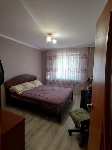 Космонавтів вул., 146-А