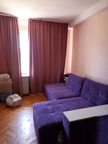 Ореста Левицького вул. (Академіка Курчатова), 3