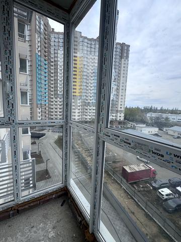 Академіка Заболотного вул., 15-Е