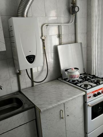 Юності просп., 38