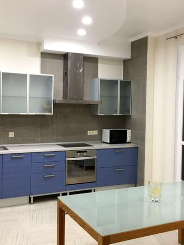 Бульварно-Кудрявська вул. (Воровського), 36