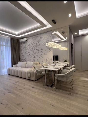 Володимира Моссаковського вул. (Клари Цеткін), 7