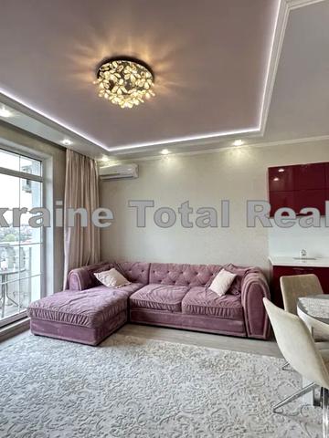 Дмитра Луценка вул. (Крейсера "Аврора"), 8