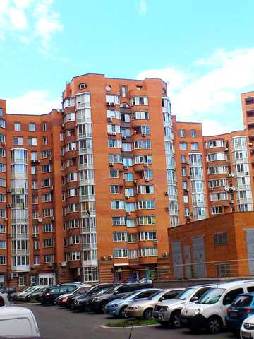 Осіння вул., 33