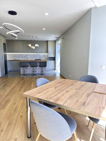 Володимира Івасюка вул., 86