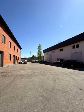 Юрківська вул., 9