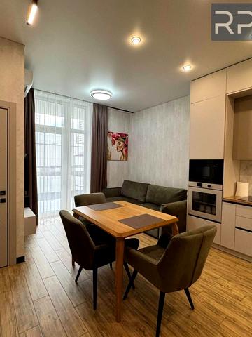 Микільсько-Слобідська вул., 11