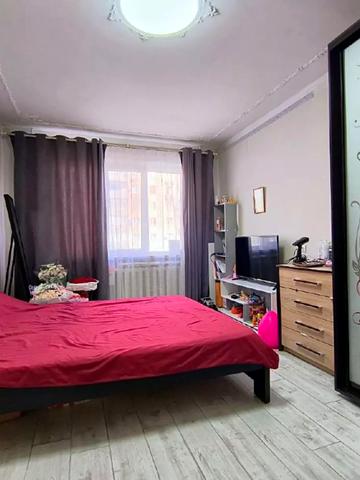 Ярослава Баїса вул. (Володимира Висоцького), 11