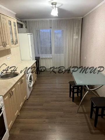Дмитра Пругла вул. (Станіславського), 8
