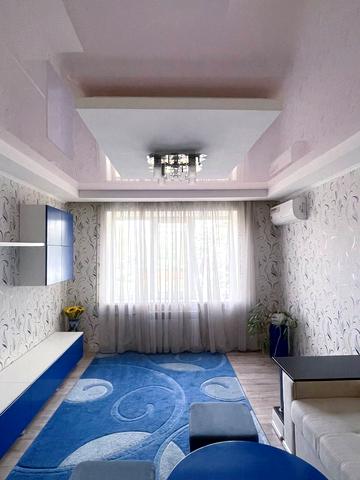 Героїв просп., 23