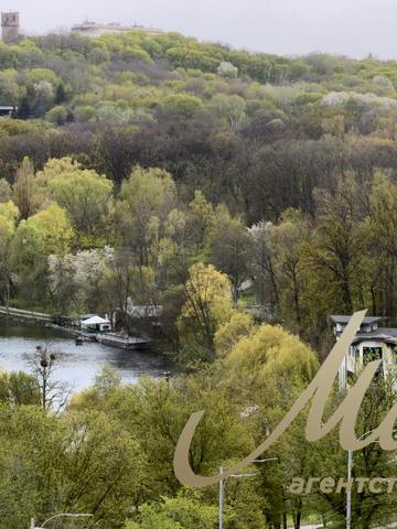 Голосіївський просп. (40-річчя Жовтня), 62