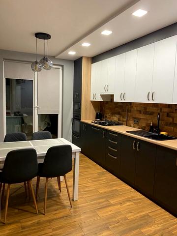 Михайла Кричевського вул., 67