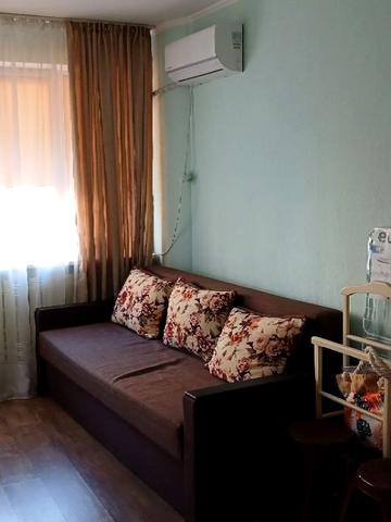 Сухумська вул., 11