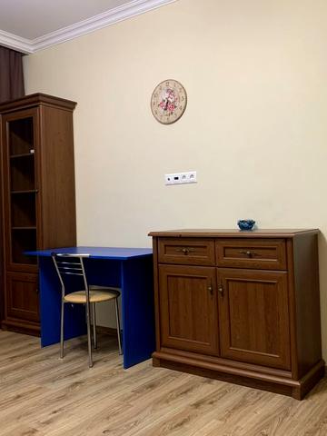 Олександра Попова вул., 3