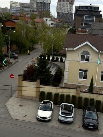 Ольгерда Бочковського вул., 34б