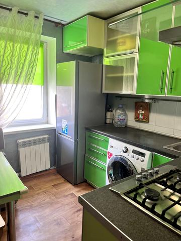 Кропивницького вул., 12 к2