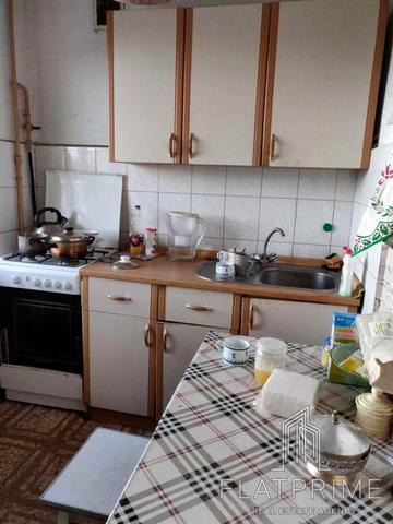 Березняківська вул., 6