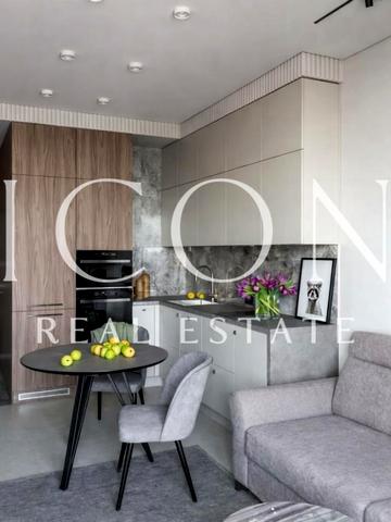 Ґарета Джонса вул. (Сімї Хохлових), 12