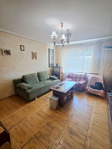 Лобановського вул., 30