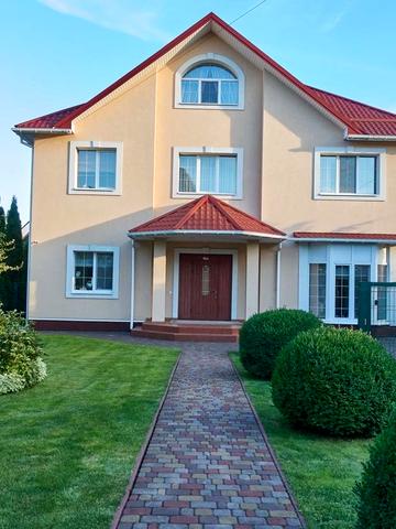 Раїси Букіної вул.