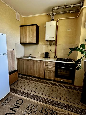 Бориса Гмирі вул., 9