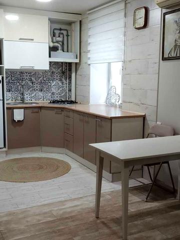 Академіка Філатова вул., 84