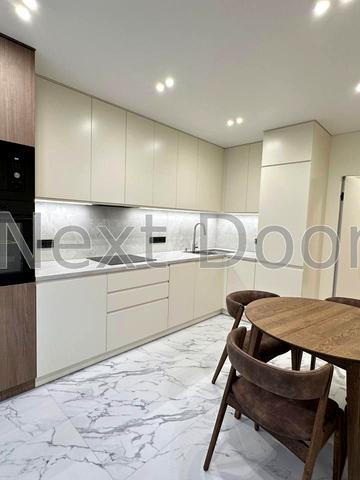 Машинобудівна вул., 21