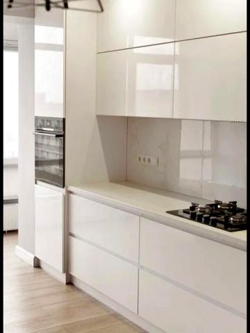 Гетьмана Петра Дорошенка вул., 22б