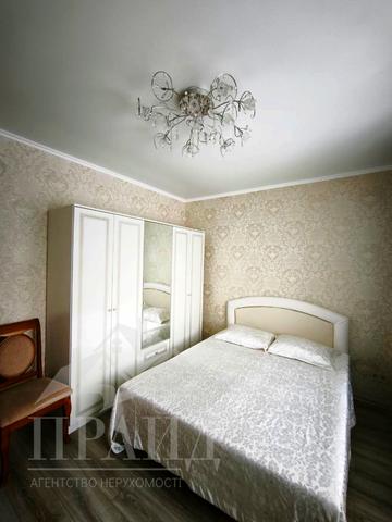 Фабрична вул., 11