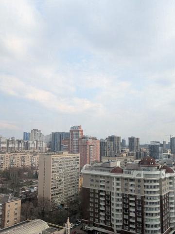 Антоновича вул. (Горького), (Будинок)