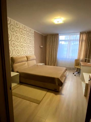 Саперно-Слобідська вул., 24