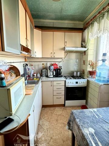 Мілютенка вул., 30/12