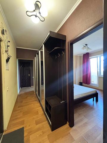 Титаренківський пров., 24