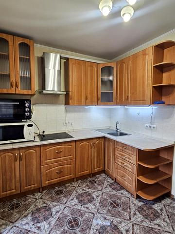 Червоної Калини просп. (Володимира Маяковського), 2-А