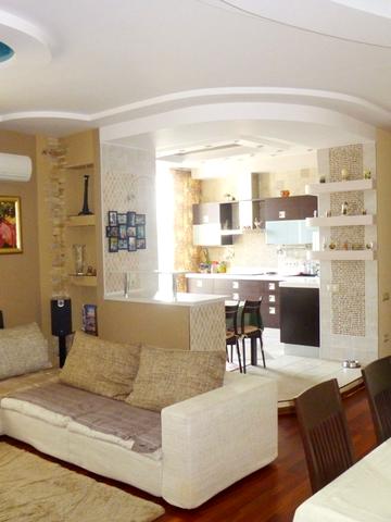 Євгена Коновальця вул. (Щорса), 32-Б