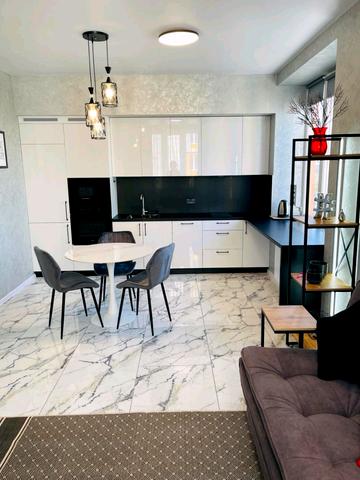 Лесі Українки просп. (Гагаріна), 19-Б