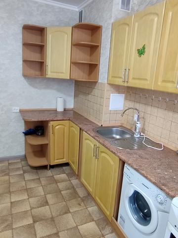 Євгена Чикаленка вул., 54/3
