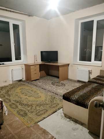 Михайла Грушевського вул., 39/3 к1