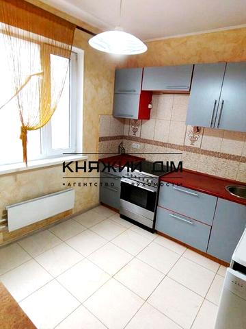 Урлівська вул., 3