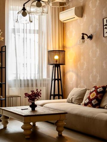 Лесі Українки бульв., 7-А