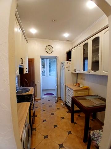 Василя Сімовича вул., 4