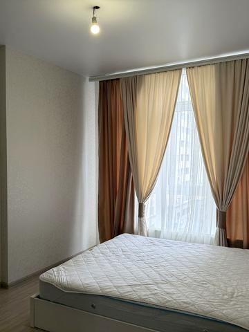 Михайла Грушевського вул., 30г