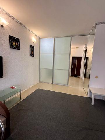 Середньофонтанська вул., 19-А