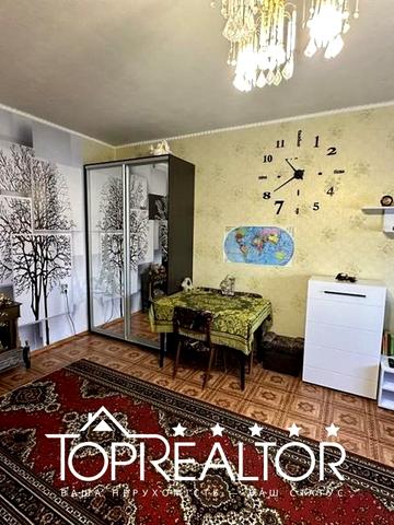 Академіка Павлова вул., 142б