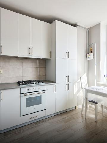 Львівська вул., 17