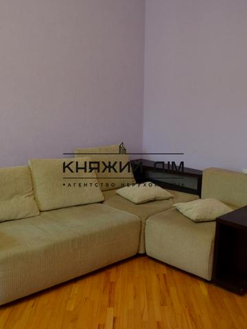 Велика Васильківська вул. (Червоноармійська), 29