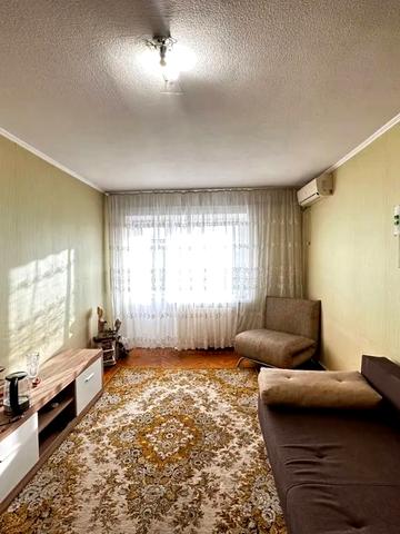 Олександра Поля просп. (Кірова), 80-А