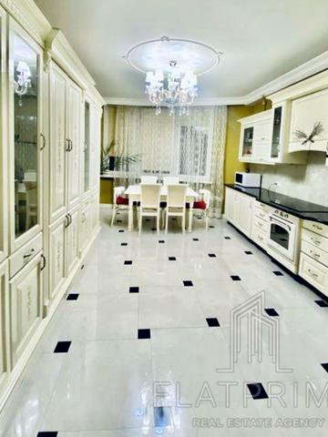 Валерія Лобановського просп., 150-Д